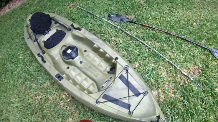 Lifetime Tamarack 120 Angler Kayak סקירה ומדריך קנייה