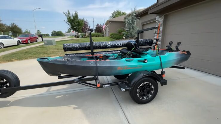 Transport a Kayak with Kayak Trailers