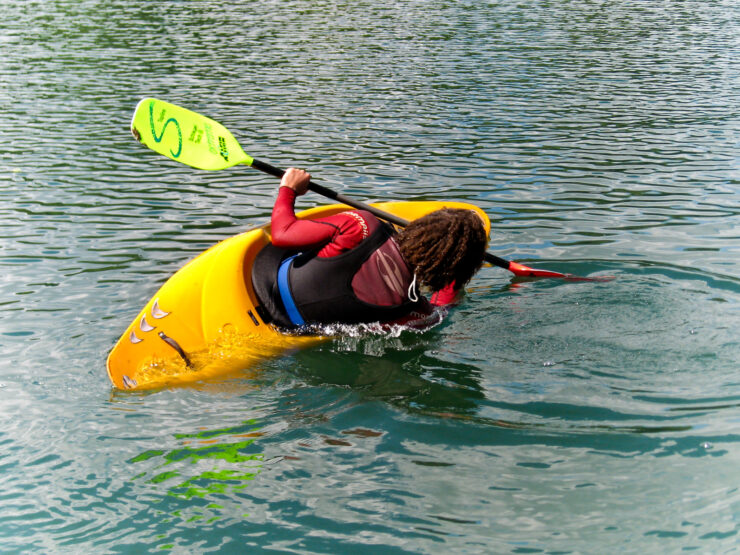 kayak capsizing