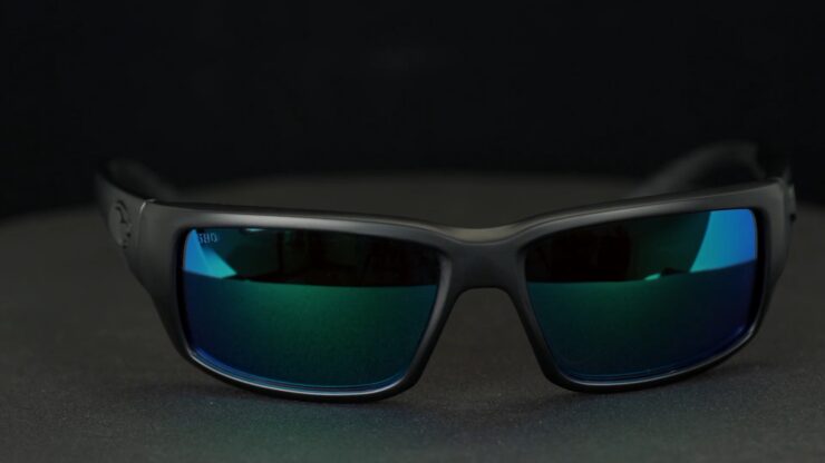 Factors to Consider While Purchasing the Best Costa Sunglasses and Lenses for Kayak Fishing