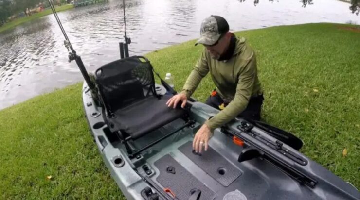 Guide To Pick The Best Bass Fishing Kayaks Weight
