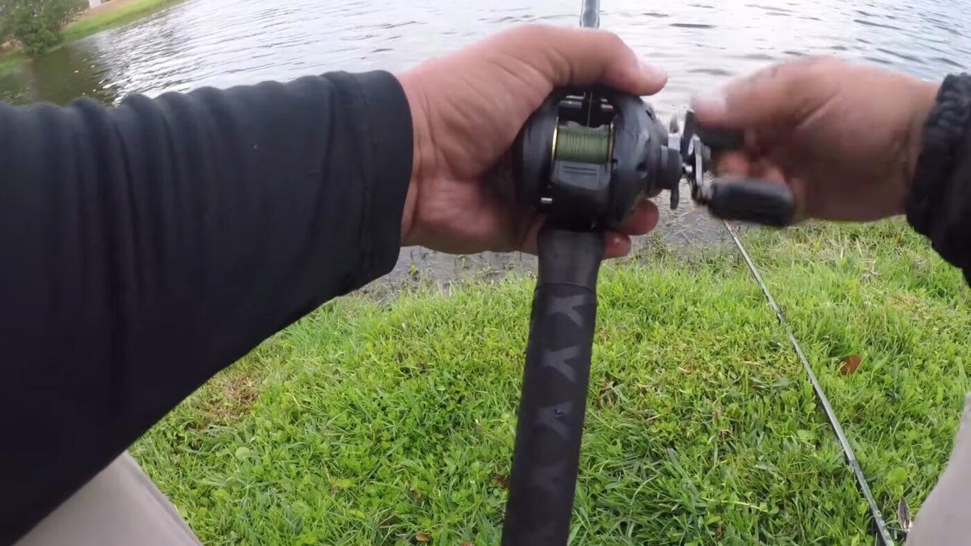 11 Best Fish Finder for Jon Boat 2022 GPS Combo