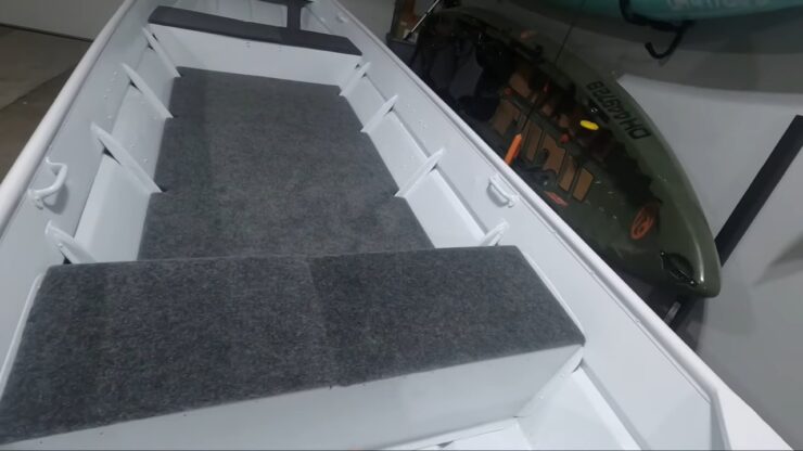 How Do I Keep The Boat Seat Box Fresh