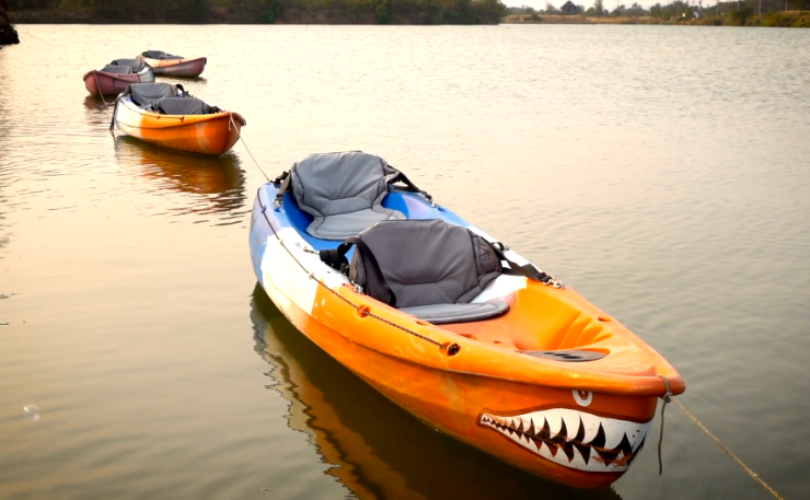 Canoe vs. Kayak