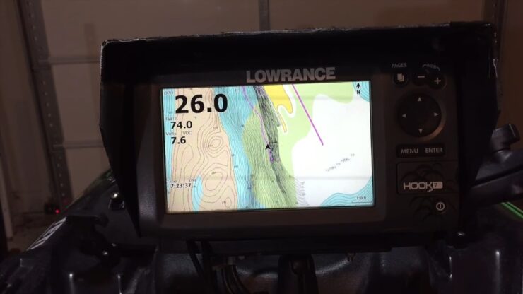 Lowrance Hák 7