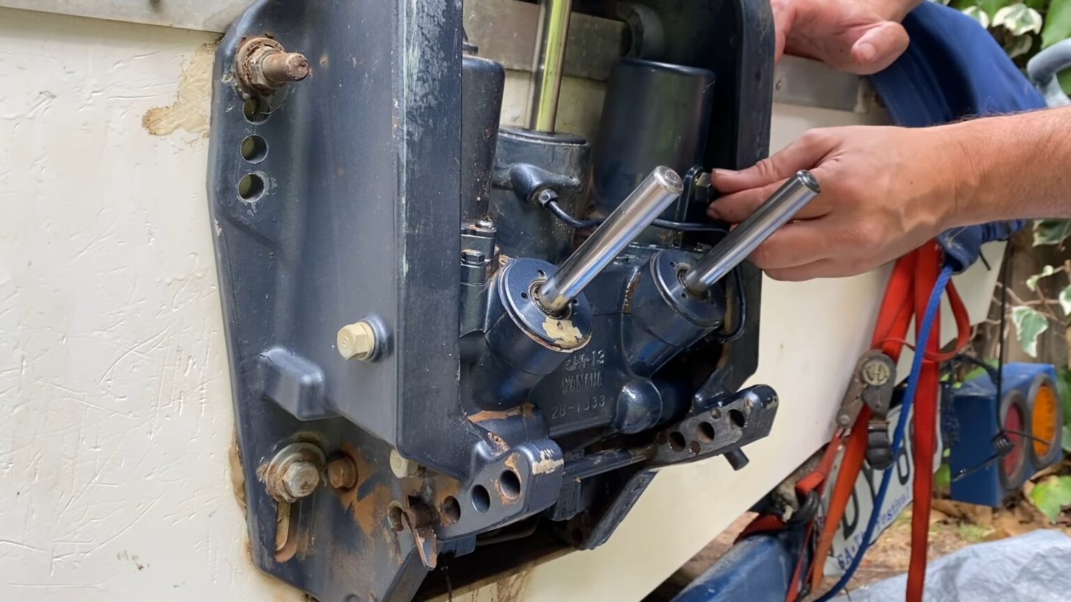 What Can I Use for Trim and Tilt Fluid? Multifunction Alternatives