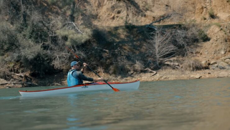 ท่าพายเรือคายัค