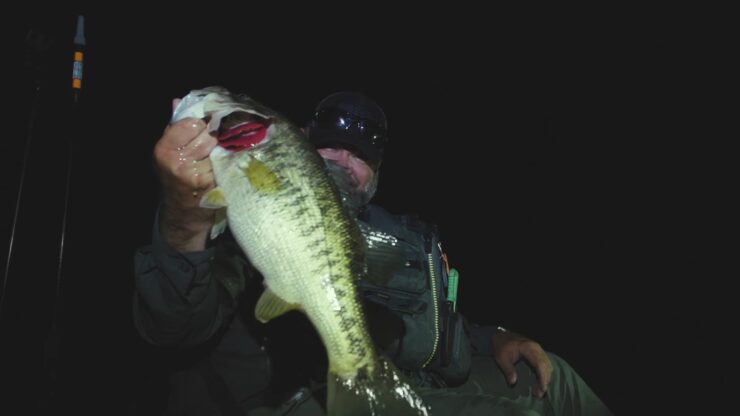 Do not Go alone on night kayaking