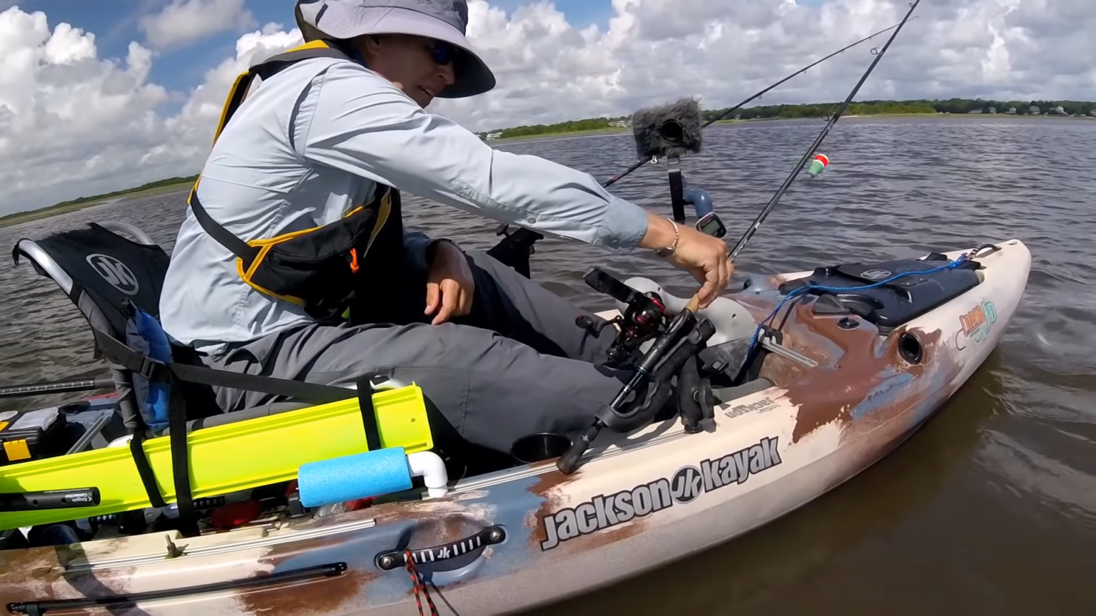 10 Best Kayak Rod Holder 2023 for Carrying Multiple Rods