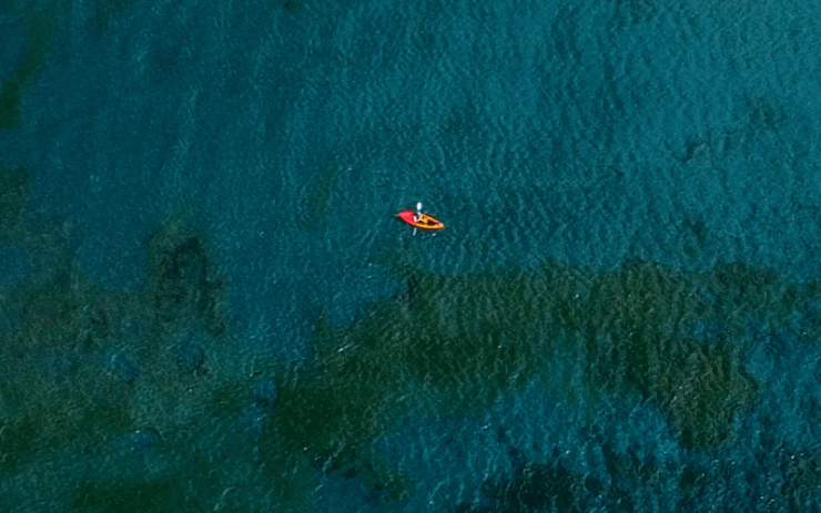 kayak on rain