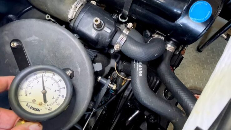 Diagnostic de pression de carburant Mercruiser