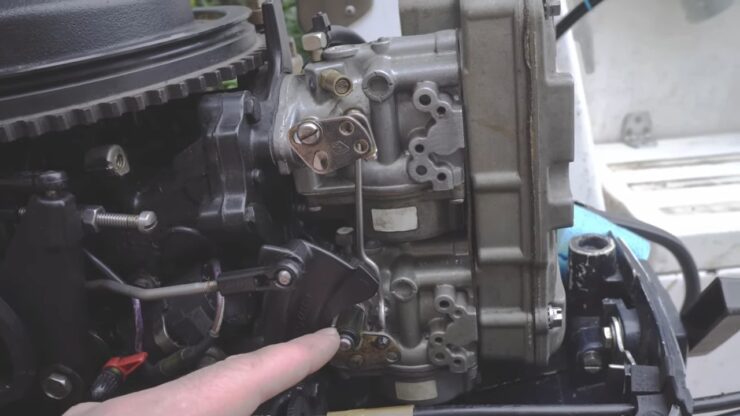 adjusting the carburetor