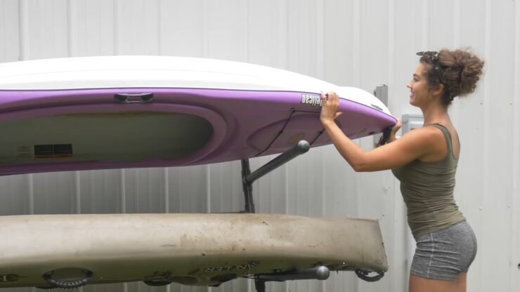Kayak Storing