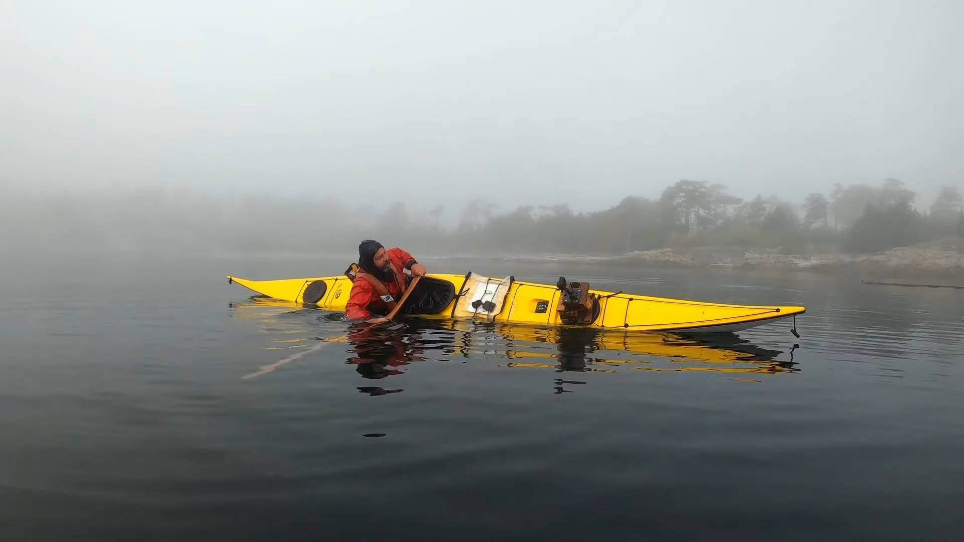 Capsizing in sea kayak